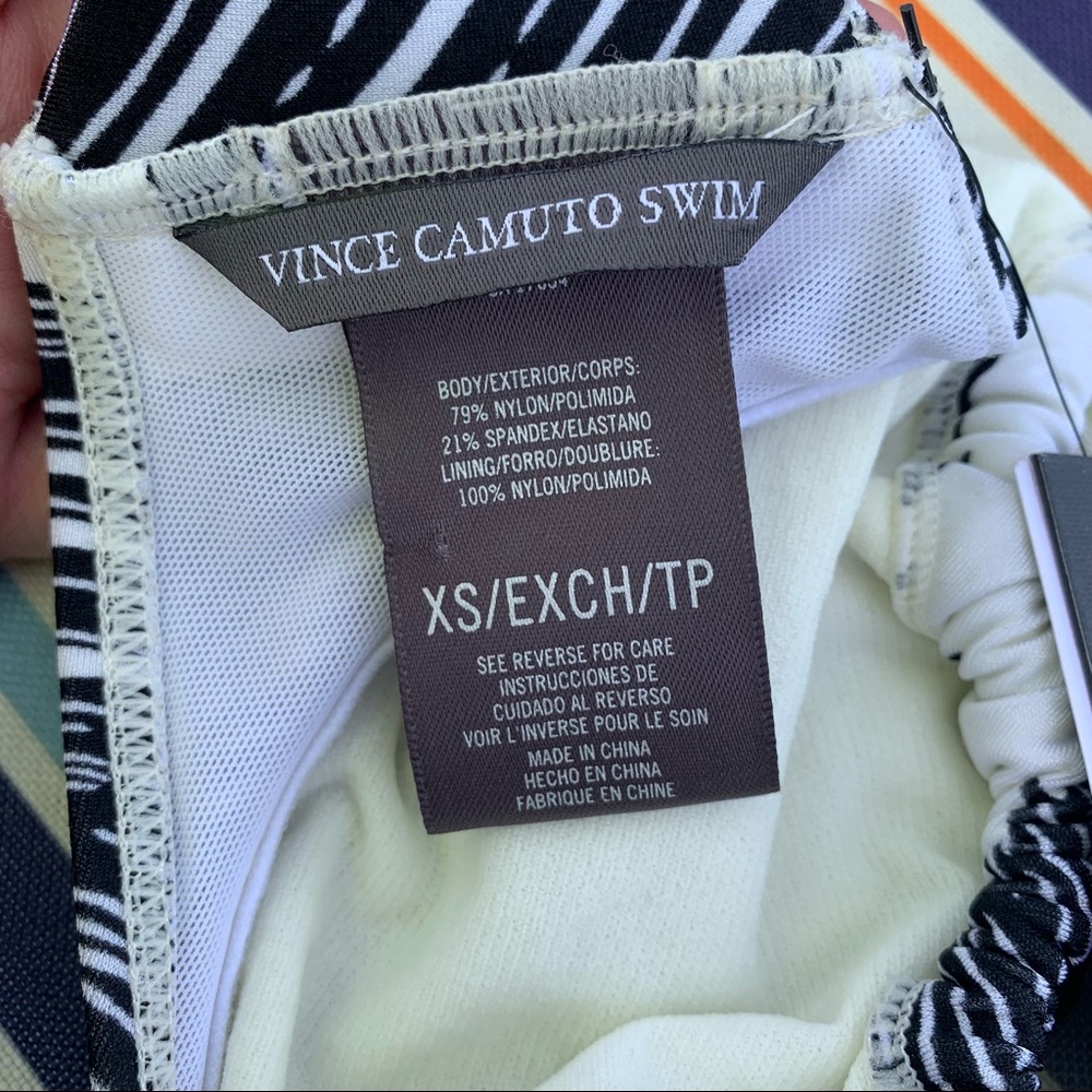 NWT Vince Camaro XS Swimsuit top - Picture 3 of 4